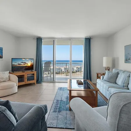 Villa Tristan Towers Unit 8C